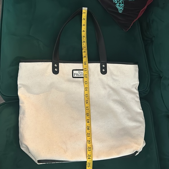Loungefly Disney Frozen Elsa Tote - Picture 10 of 12